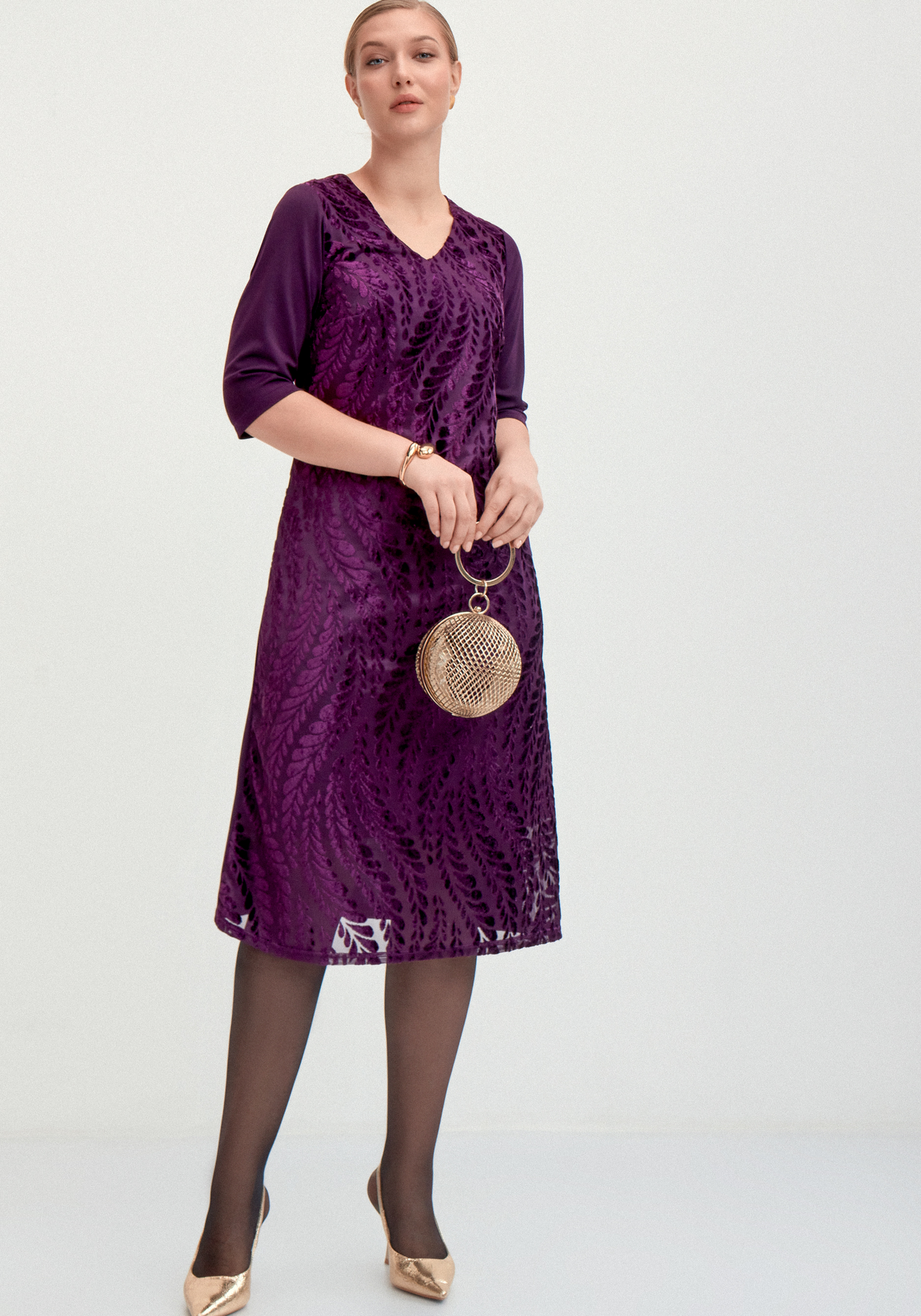 Платье из панбархата и трикотажа