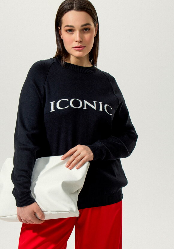 Джемпер с леттерингом