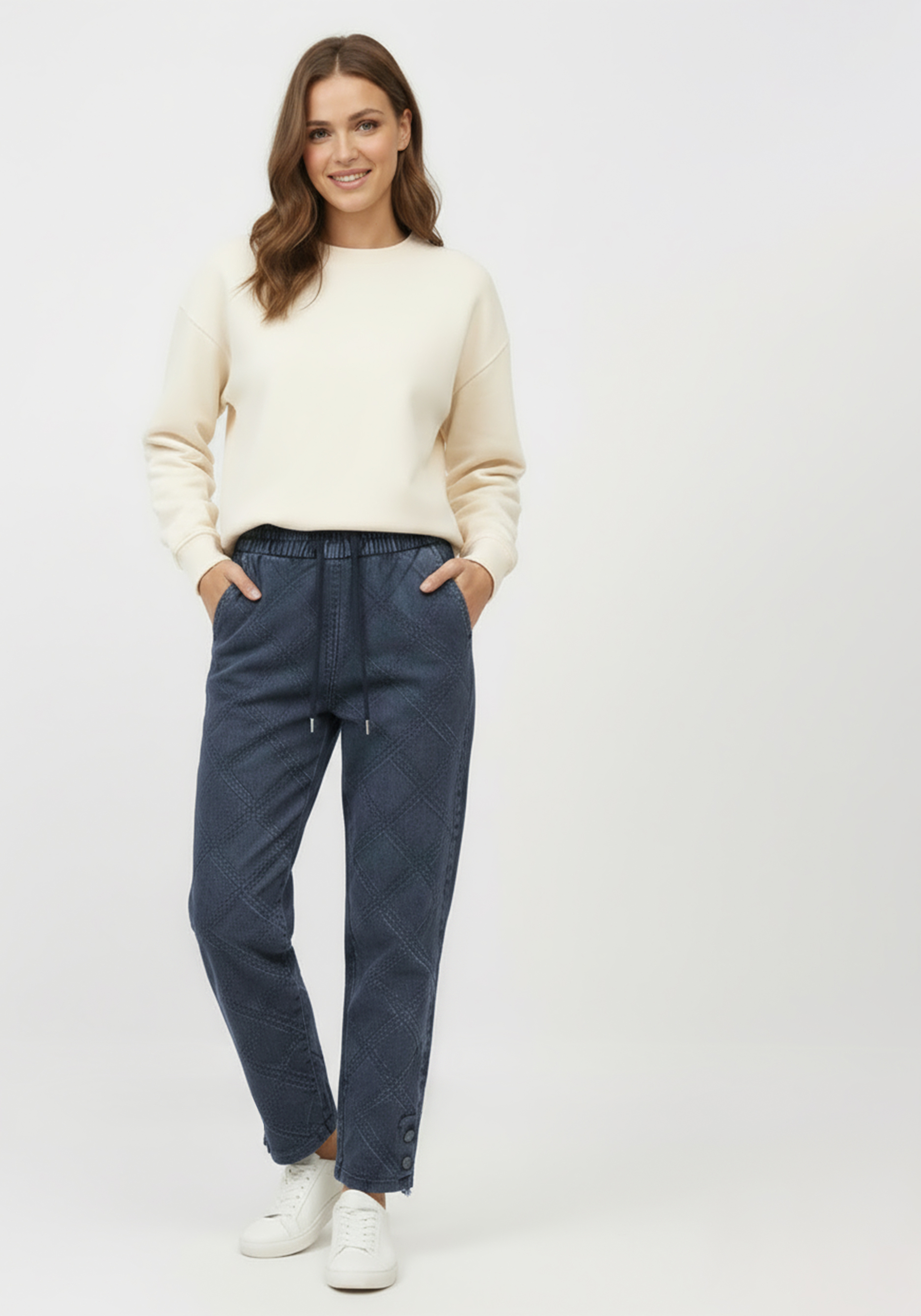 Джинсы с фактурным узором