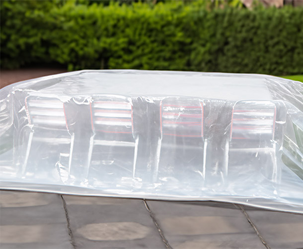 En polyéthylène léger, robuste et résistant aux intempéries