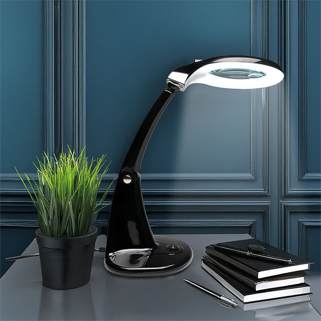 Loupe-lampe de bureau «Light view»