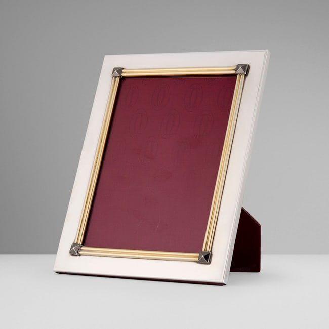 Cartier, Picture frame