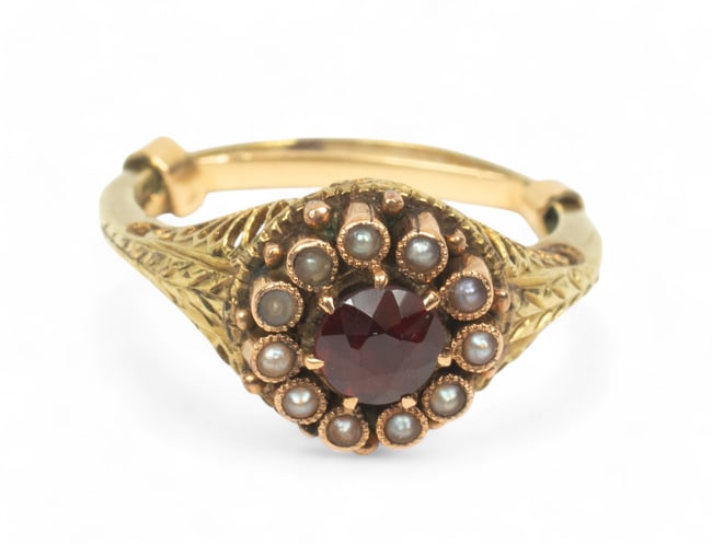 14k Yellow Gold & Garnet Ring, Ca. 1900, Size: 4, 2g