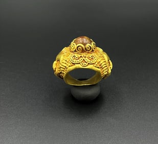 Asian Art & Antiques