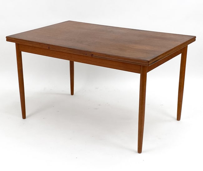 MID-CENTURY DANISH TEAK EXTENDING DINING TABLE