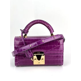Luxury Fashion: Louis Vuitton, Chanel & More!