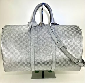 Luxury Fashion: Louis Vuitton, Chanel & More!