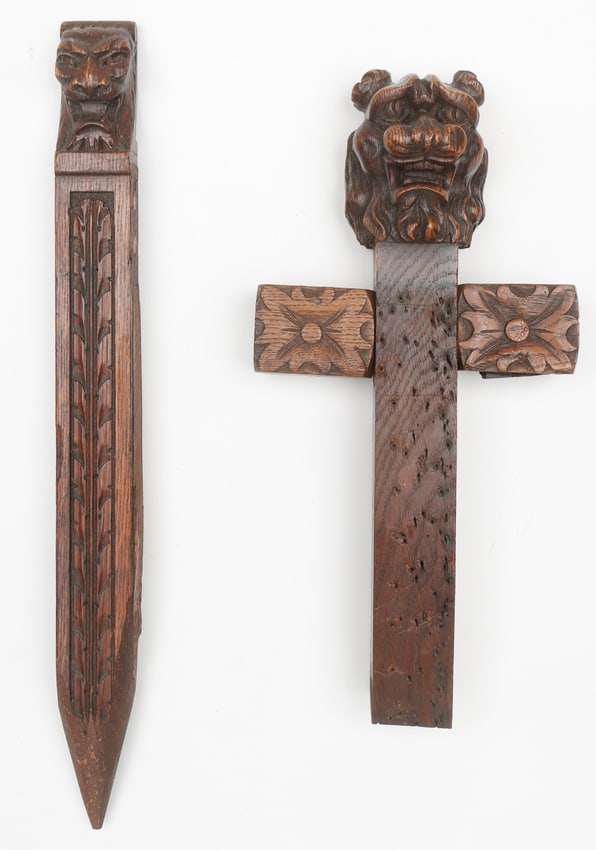 Gothic Style Vampire Slayer Hammer and Stake