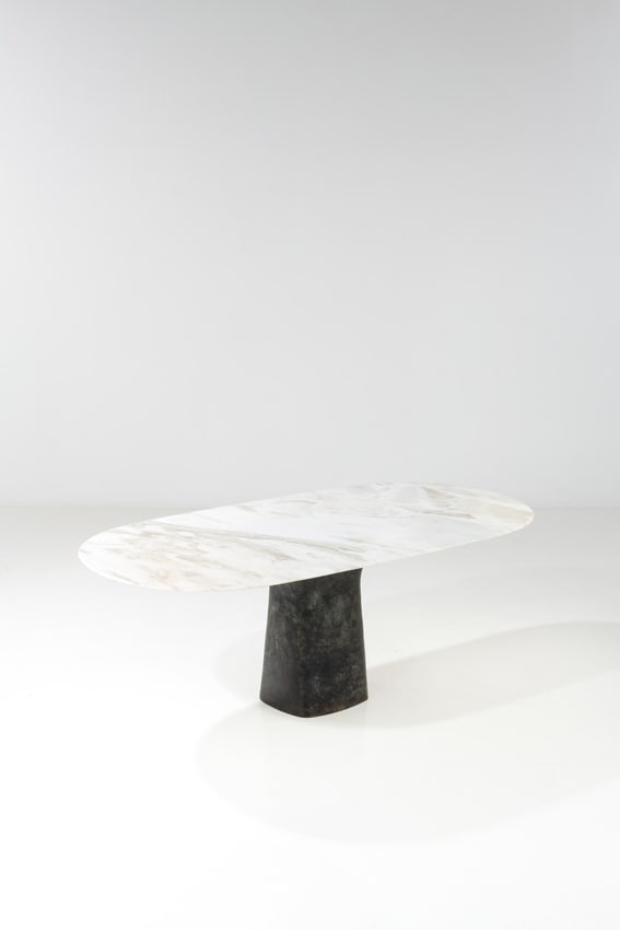 Angelo Mangiarotti (1921-2012) Dining table Patinated bronze and marble Skipper edition Engraved