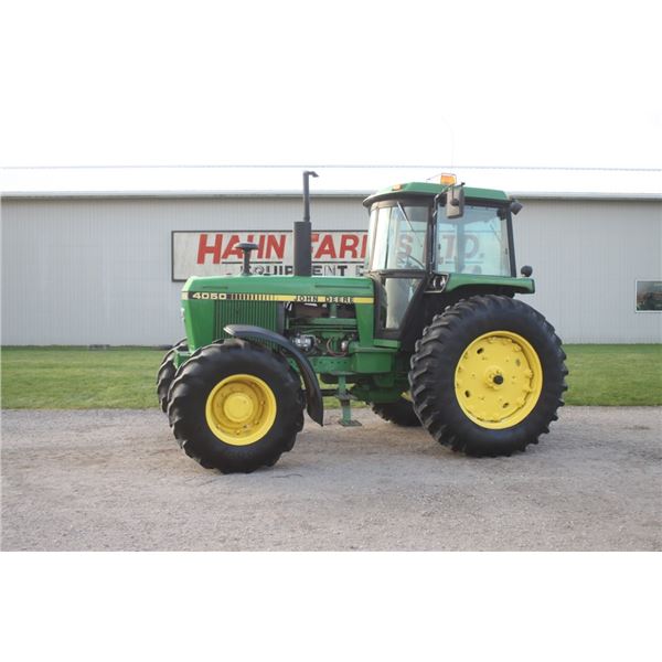 JD 4050 4wd tractor, cab, air, Powershift, 8379 hours