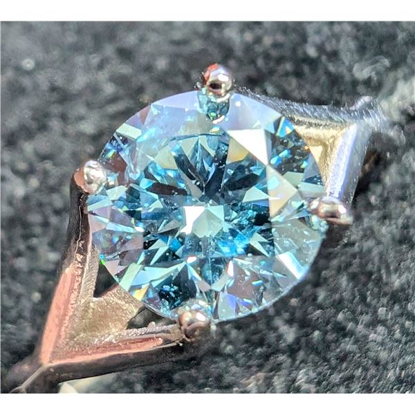 14K WHITE GOLD 3.93G LAB BLUE DIAMOND (1.8CT)  RING (~SIZE 9) (~WEIGHT 3.93G)