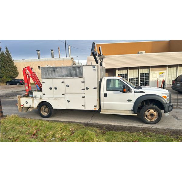 2013 FORD F550 SUPERDUTY, POWERSTROKE, 2DR UTILITY TRUCK, WHITE, VIN 1FDUF5GT1DEA95167