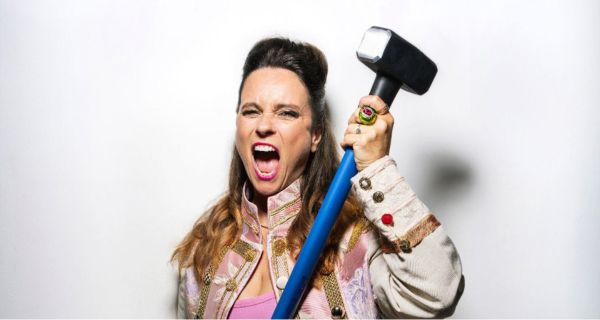 Tova Leigh pressbild