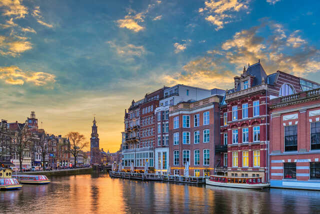 4* Amsterdam Break