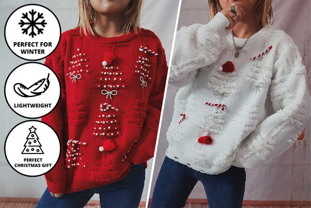 Women’s Christmas Tree Pattern Jumper - 4 Sizes & 2 Colours!