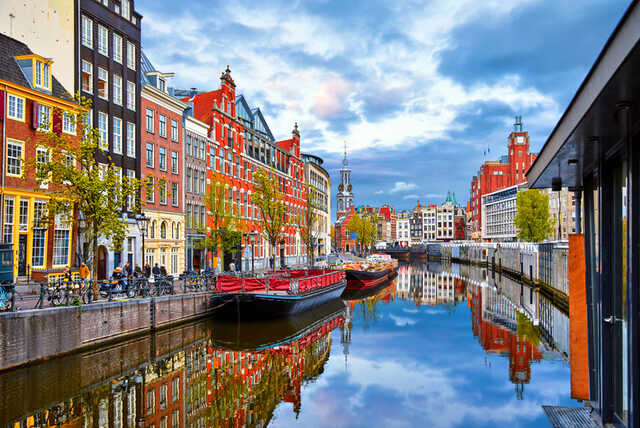 Amsterdam Hotel & Flights 