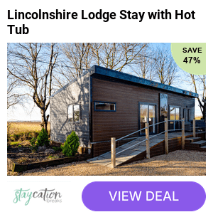 Escape to rural Lincolnshire for a lodge break for 4 or 6 with private hot tub, prosecco, chocolates & access to scenic on-site amenities. Save up to 47%!
