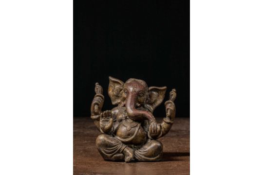 Asiatische Kunst Auktion - Auktion 24