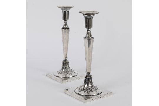 Paar seltene klassizistische Leuchter, Esajas…