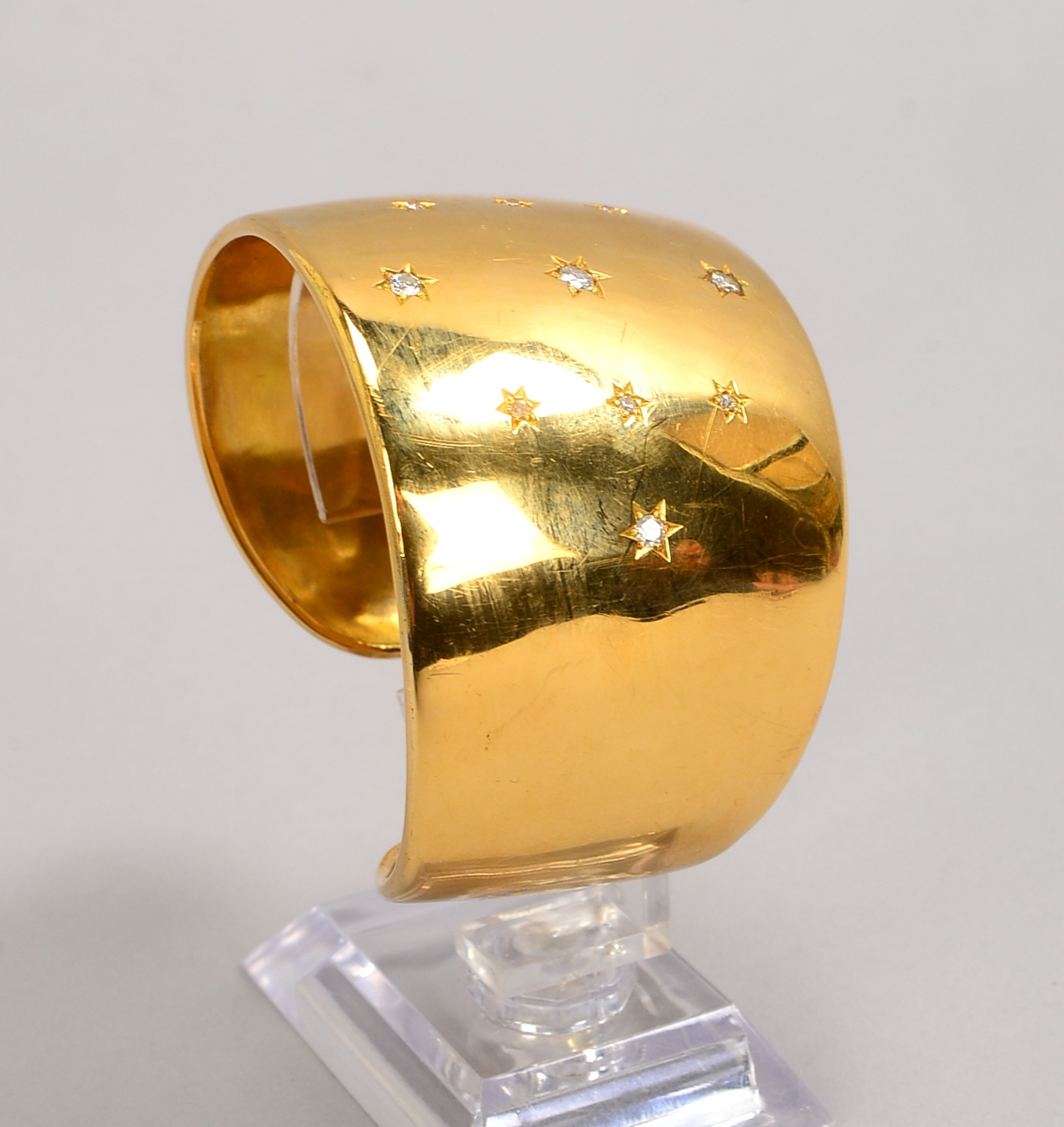 118. Kunst, Antiquitäten, Schmuck, Varia, Asiatika