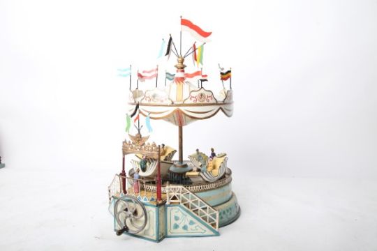 Märklin, 1131 Karusell mit Musikwerk. Berg- und…