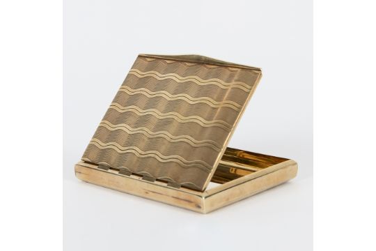 Goldenes guillochiertes Etui, 1. Hälfte 20. Jh.