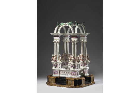 A Meissen porcelain temple-form centrepiece
