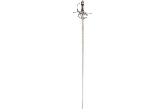 A GERMAN RAPIER, EARLY 17TH CENTURY