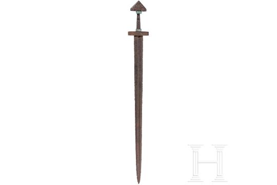 Wikinger-Schwert mit Swastika-Motiven, Skandinavien,…