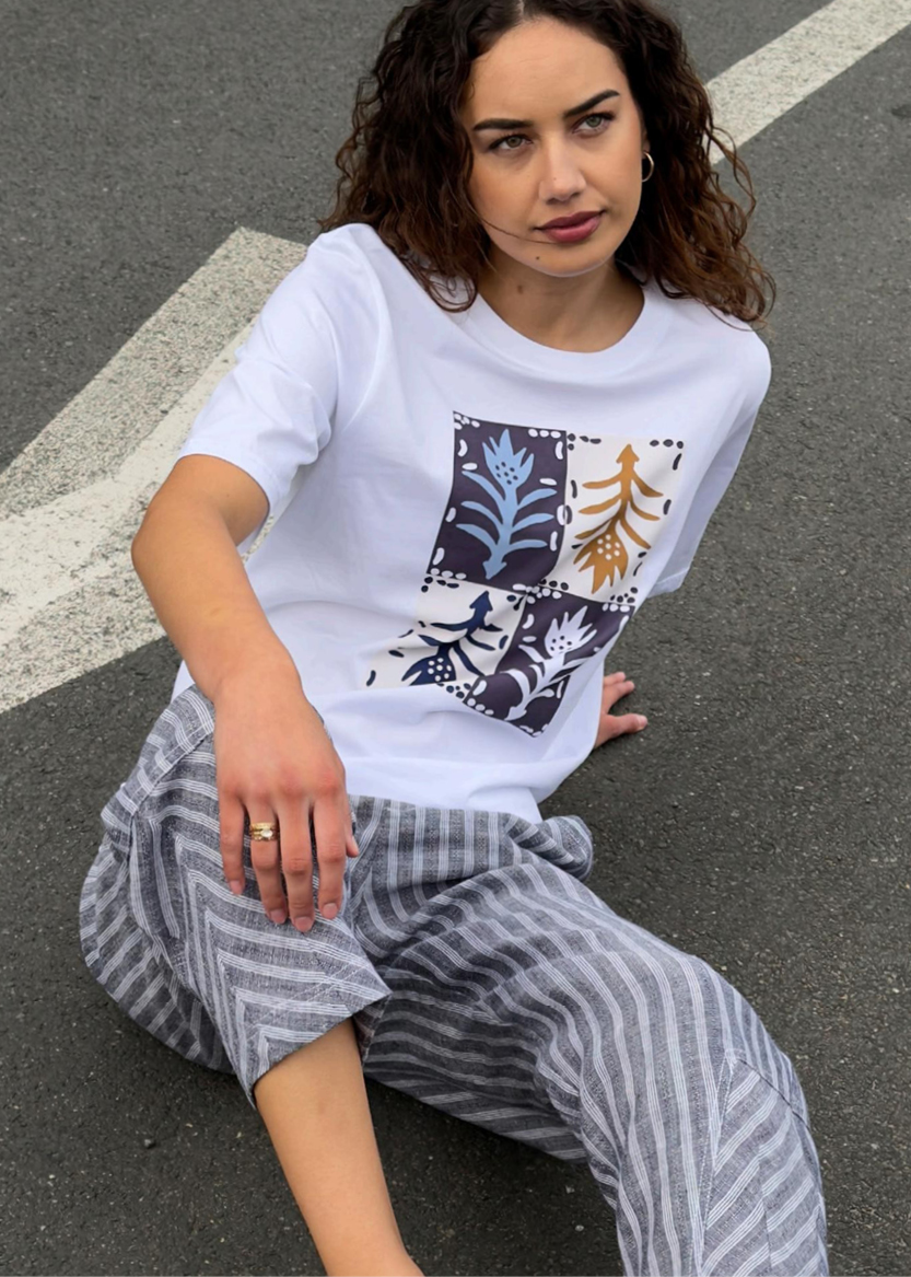 NEW BRAVE AND TRUE Abigail Tee, sizes to fit 10-18, MADLY SWEETLY Outro Tees White Quartet and Take Flight, sizes 10-20