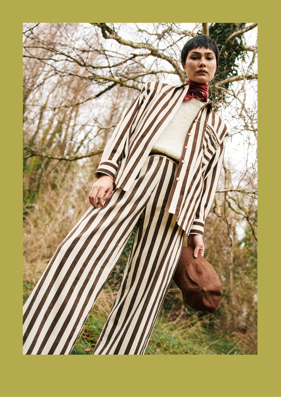 Pelly Pants  Sizes to fit 10-16     Easy to wear yet full of character, these statement pants are perfect for styling with simple solids, or double down with the Edita Shirt. Best of all is the combination of comfortable fit and considered design.