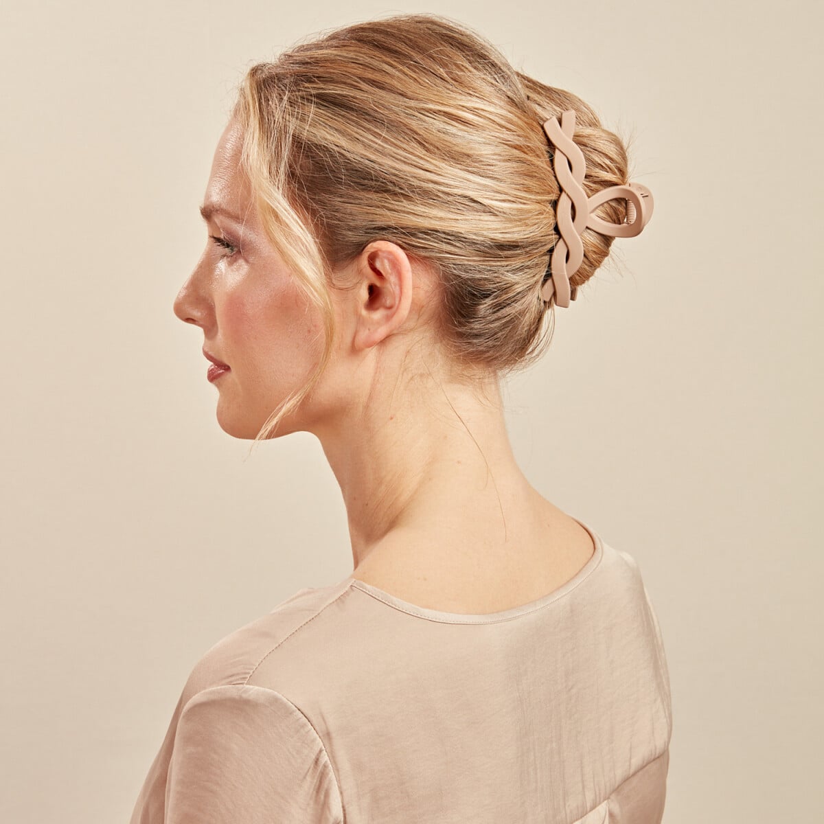 Dárek k MDŽ 🌸 Elegantní hodinky Pierre Cardin 