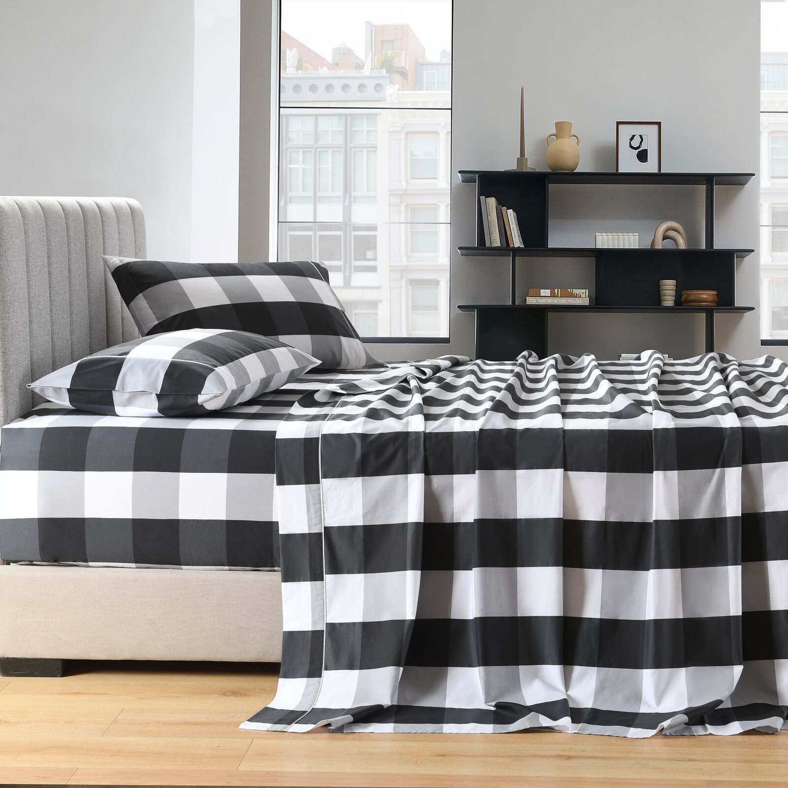 Image of Gingham Black Printed Sheet Set