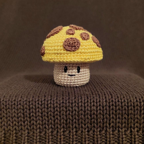 Sun-shroom amigurumi