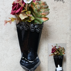 Urnafal disz- virágtartóval és mécsestartóval egyben