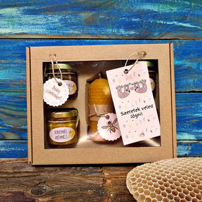 SZERETEK VELED LÓGNI személyre szabható ,egyedi   Mézes Ajándék szülinapra ,névnapra, vagy csak úgy