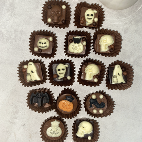 Halloweeni csoki kockák