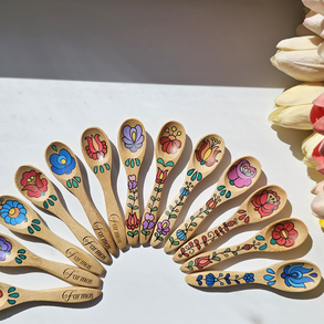 Festett és gravírozott hűtőmágnes kanál - KICSI 