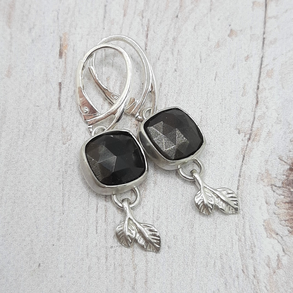 Fekete holdkő ezüst fülbevaló