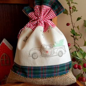 Autós mikulás zsák 