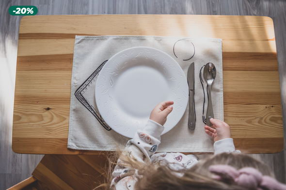 Montessori terítéssegitő