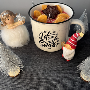 Forraltbor illatú gyertya