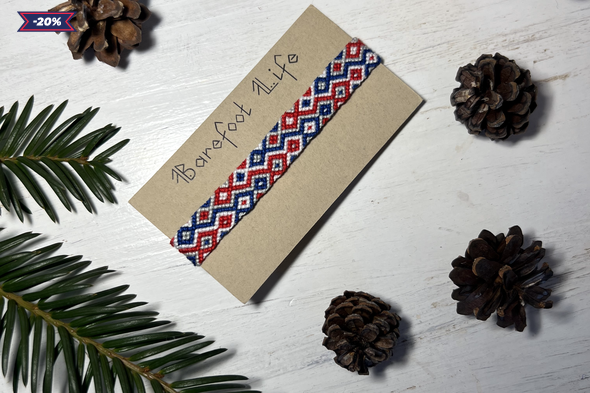 “Emily Párizsban” csomózott karkötő