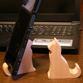 Mobiltelefon tartó, cicás, bükkfából