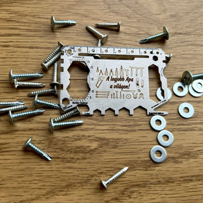 Multiszerszám, egyedi gravírozással