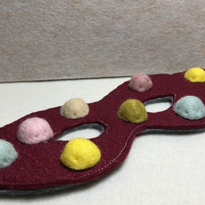 3D-s konfetti mintás filc maszk