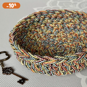 Horgolt kulcstartó kosár különleges fonalból - Kisherceg design