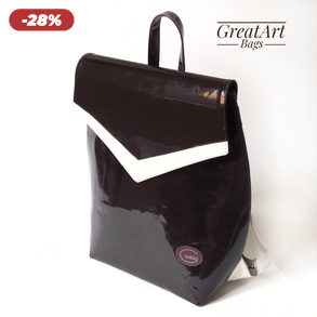 Deisgner női lakk hátizsák- padlizsánlila - ekrü 