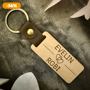 Személyre szabott páros fa kulcstartó - az összetartozás apró, mégis örök jele