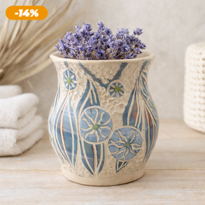 Krámia váza festett és metszett mintával 